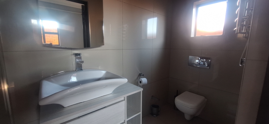 4 Bedroom Property for Sale in Monument Gauteng