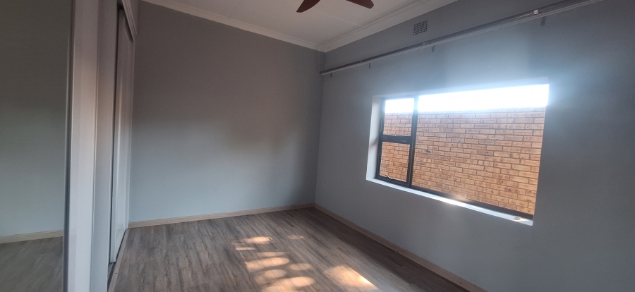 4 Bedroom Property for Sale in Monument Gauteng