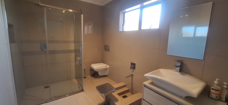 4 Bedroom Property for Sale in Monument Gauteng
