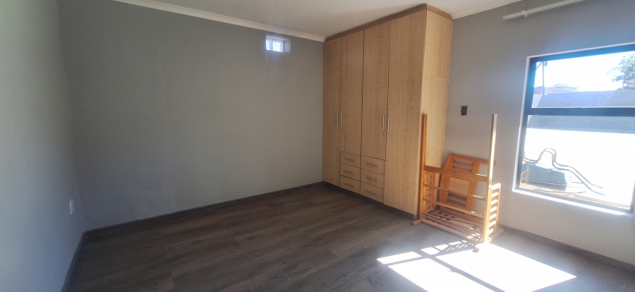4 Bedroom Property for Sale in Monument Gauteng