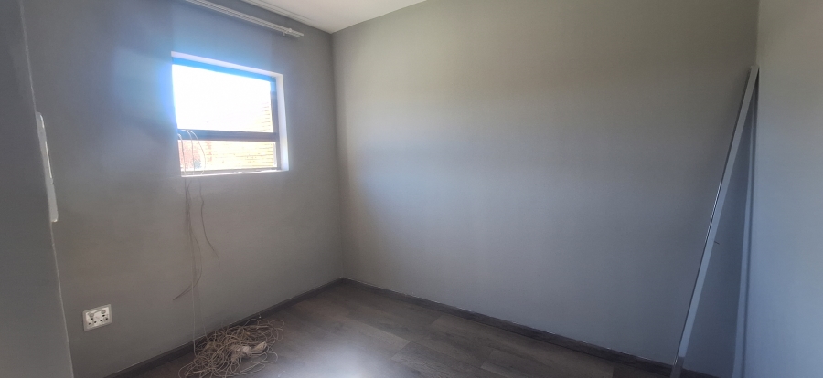 4 Bedroom Property for Sale in Monument Gauteng