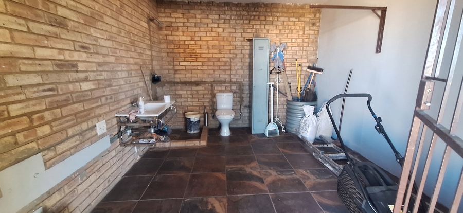 4 Bedroom Property for Sale in Monument Gauteng