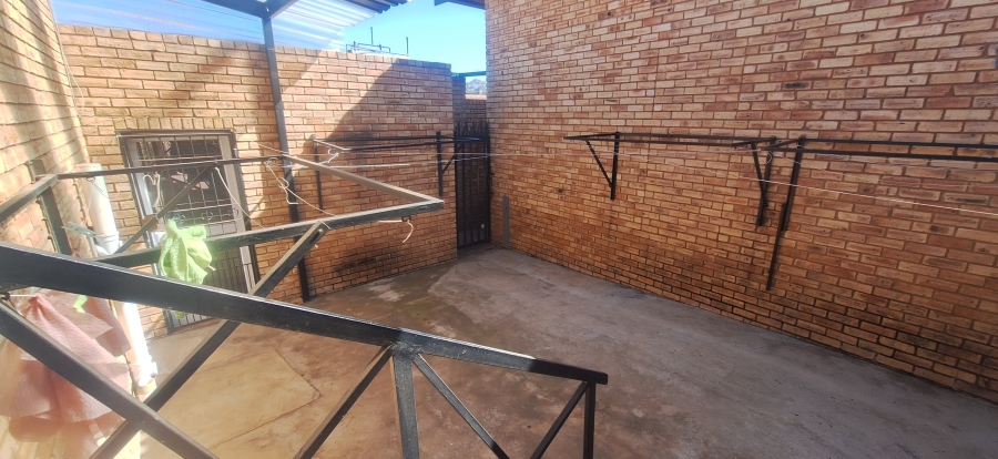 4 Bedroom Property for Sale in Monument Gauteng