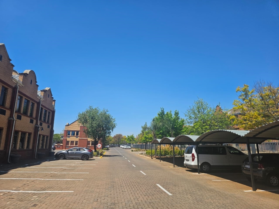 To Let commercial Property for Rent in Faerie Glen Gauteng