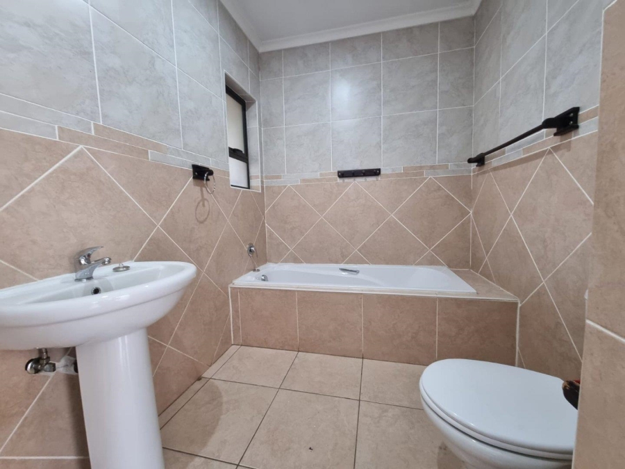 3 Bedroom Property for Sale in Risiville Gauteng