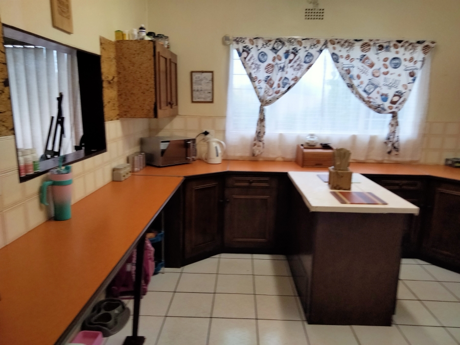 3 Bedroom Property for Sale in Wilro Park Gauteng