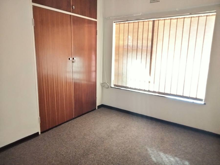 3 Bedroom Property for Sale in Wilro Park Gauteng