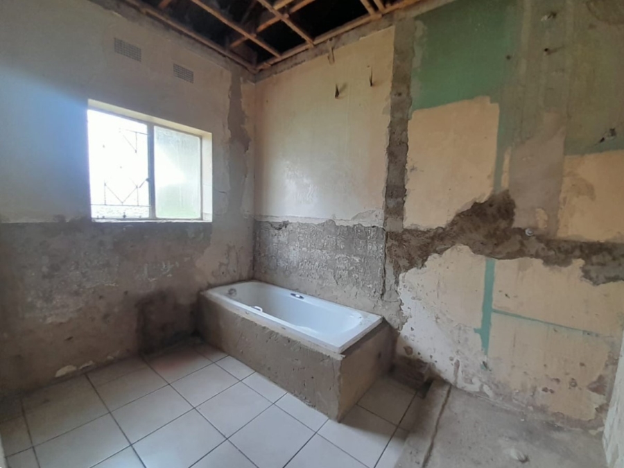 3 Bedroom Property for Sale in Three Rivers Gauteng