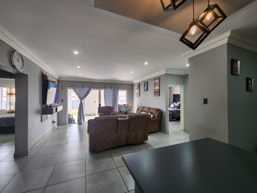 3 Bedroom Property for Sale in Arcon Park Gauteng