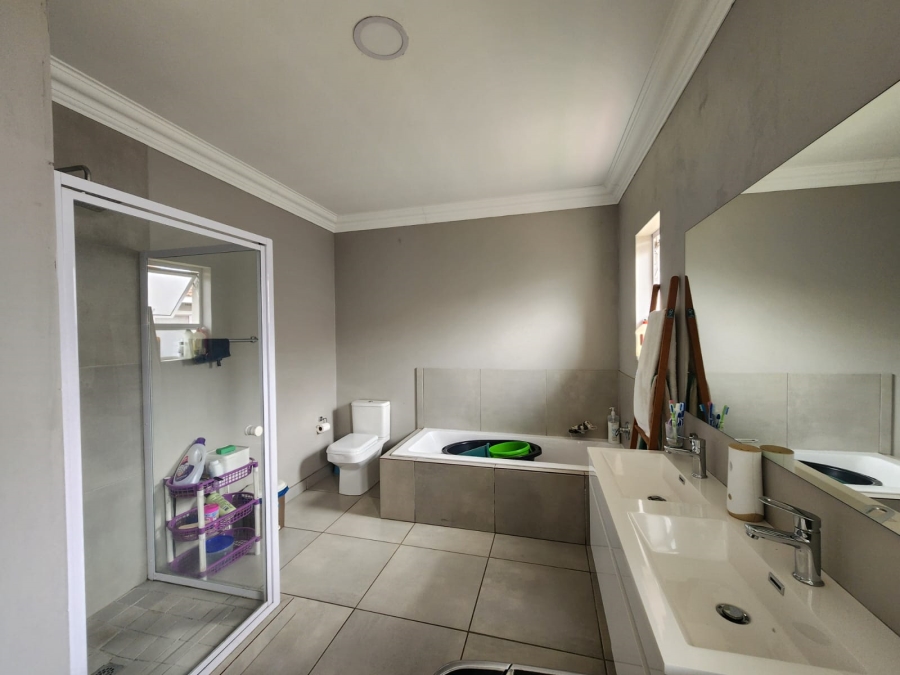 3 Bedroom Property for Sale in Arcon Park Gauteng
