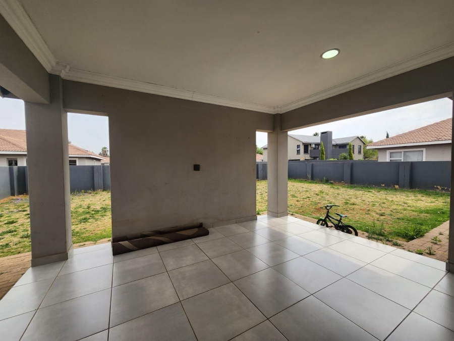 3 Bedroom Property for Sale in Arcon Park Gauteng