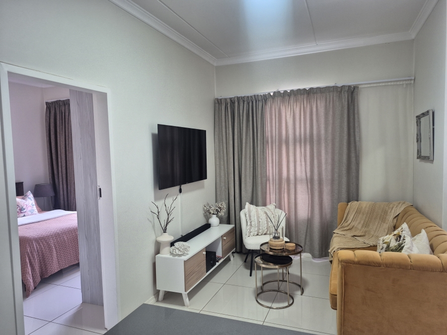1 Bedroom Property for Sale in Carlswald Gauteng
