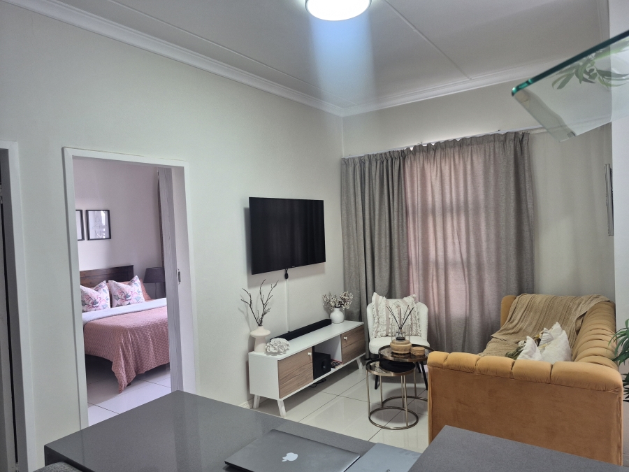 1 Bedroom Property for Sale in Carlswald Gauteng