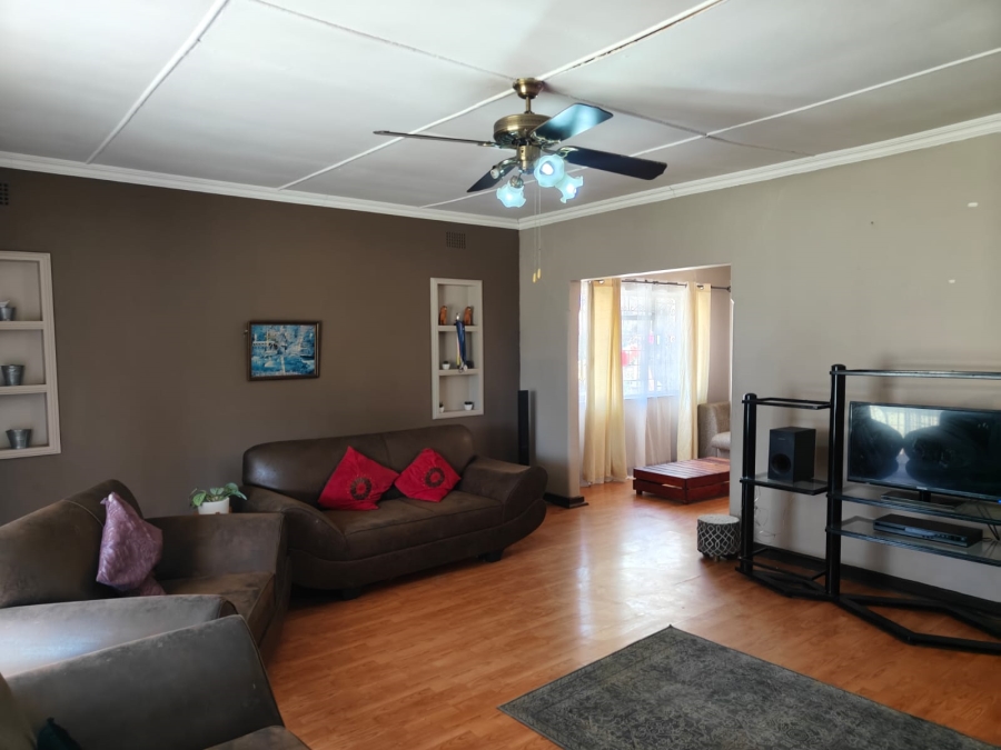 To Let 3 Bedroom Property for Rent in Three Rivers Gauteng