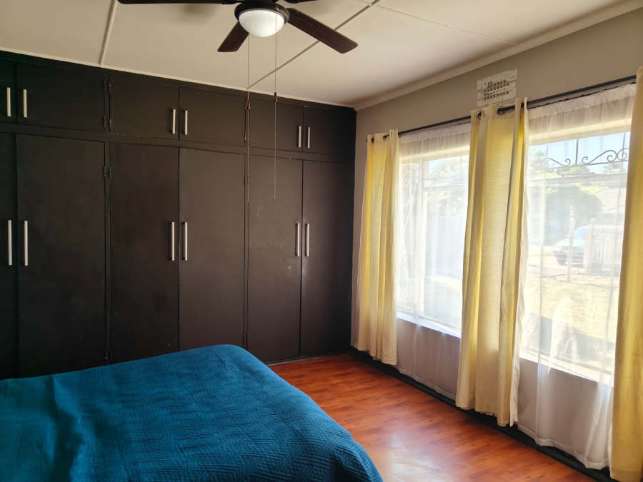 To Let 3 Bedroom Property for Rent in Three Rivers Gauteng