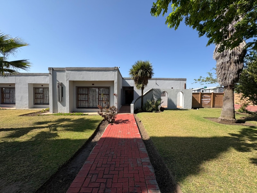 To Let 3 Bedroom Property for Rent in Bedworth Park Gauteng