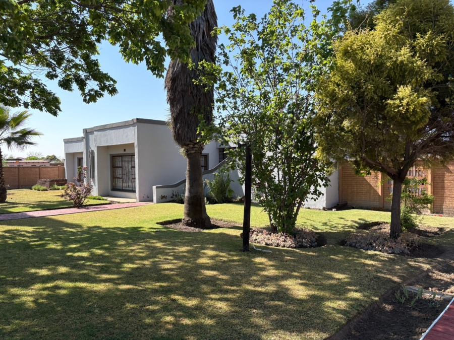 To Let 3 Bedroom Property for Rent in Bedworth Park Gauteng