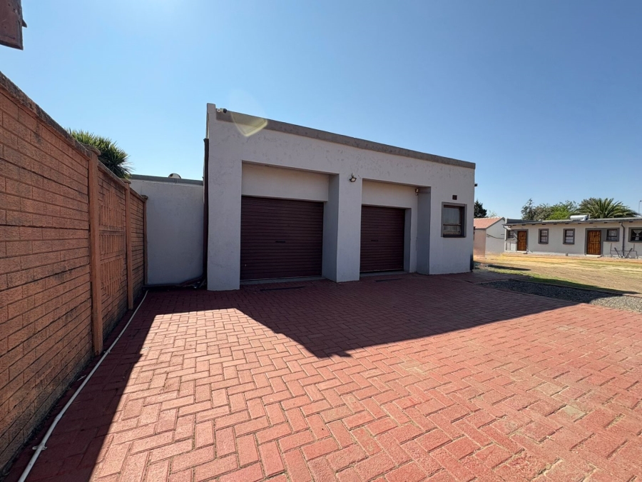 To Let 3 Bedroom Property for Rent in Bedworth Park Gauteng