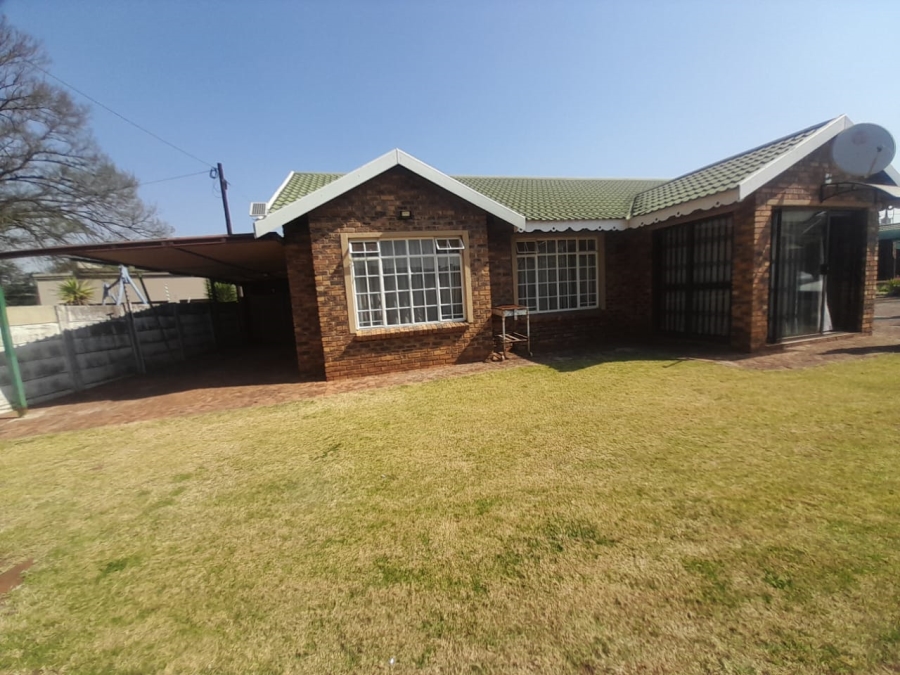 To Let 2 Bedroom Property for Rent in Meyerton Central Gauteng