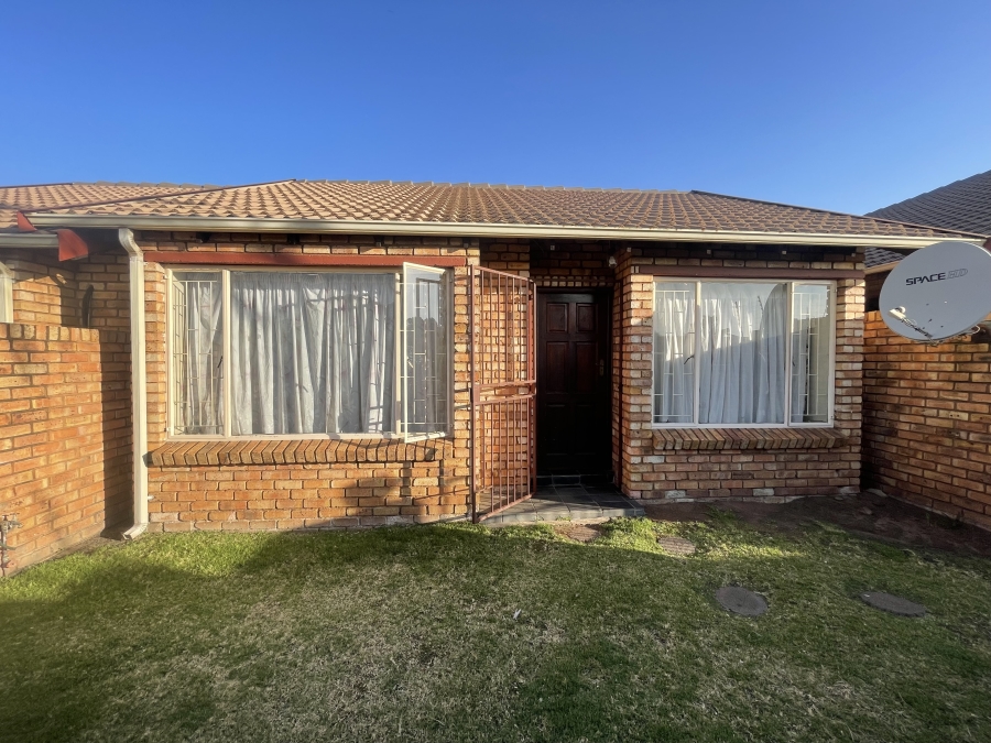 2 Bedroom Property for Sale in Dalpark Ext 1 Gauteng