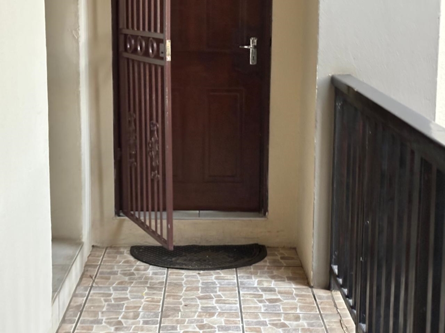 To Let 2 Bedroom Property for Rent in Chartwell Gauteng