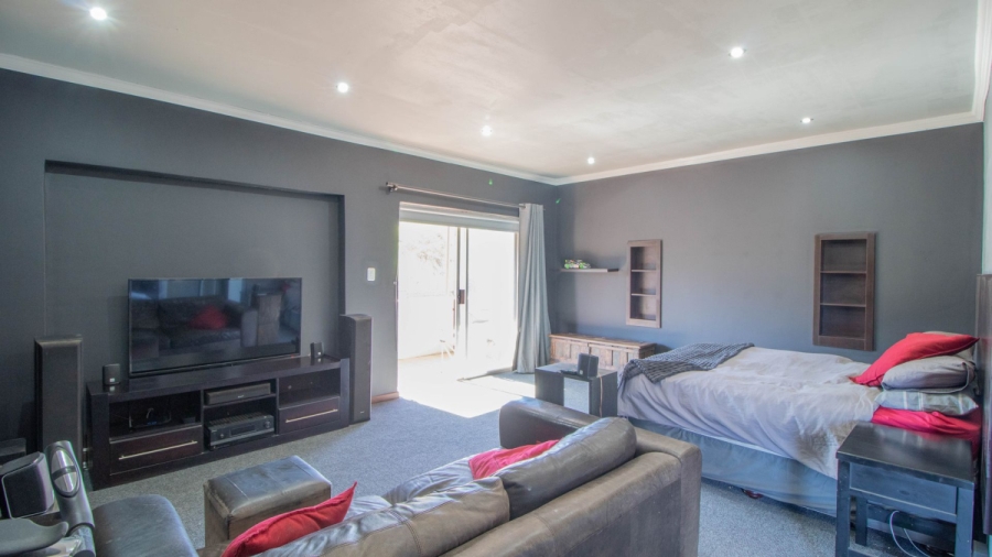 3 Bedroom Property for Sale in Edenvale Central Gauteng