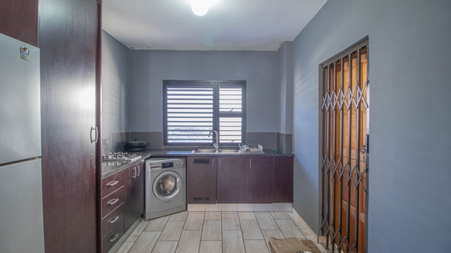 3 Bedroom Property for Sale in Edenvale Central Gauteng