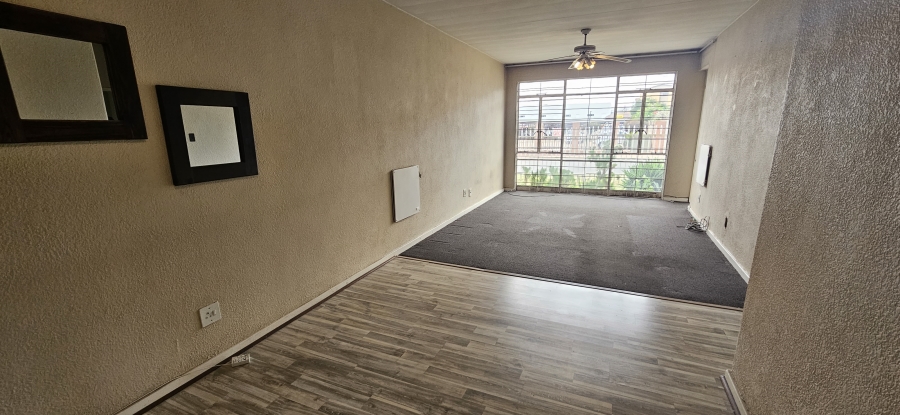 2 Bedroom Property for Sale in New Redruth Gauteng