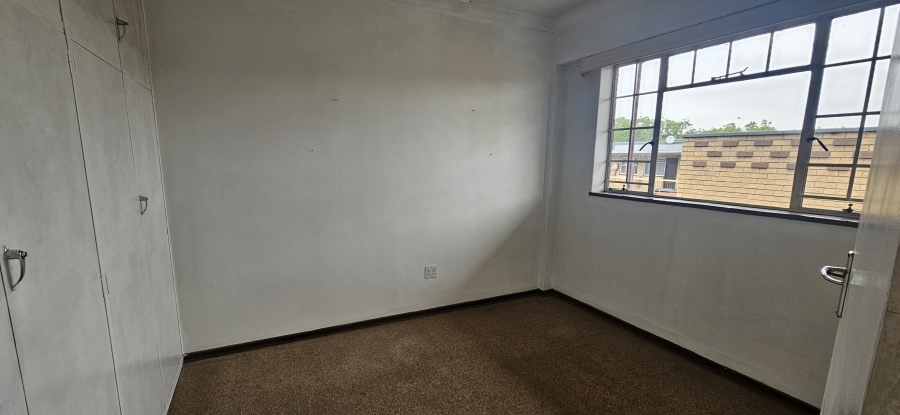 2 Bedroom Property for Sale in New Redruth Gauteng