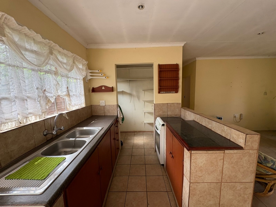 To Let 2 Bedroom Property for Rent in Three Rivers Gauteng