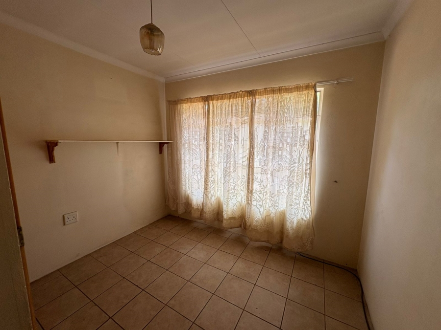To Let 2 Bedroom Property for Rent in Three Rivers Gauteng