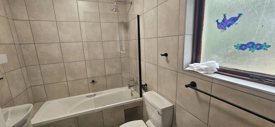 1 Bedroom Property for Sale in New Market Gauteng