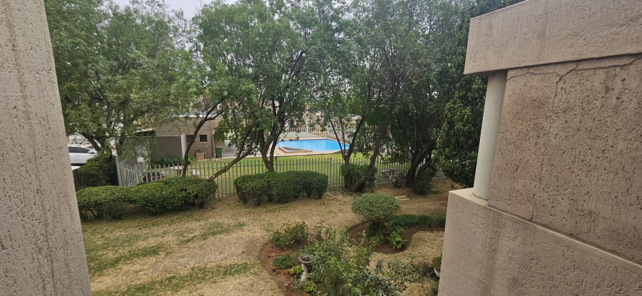 1 Bedroom Property for Sale in New Market Gauteng