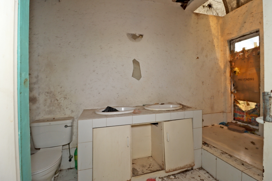 0 Bedroom Property for Sale in Kew Gauteng