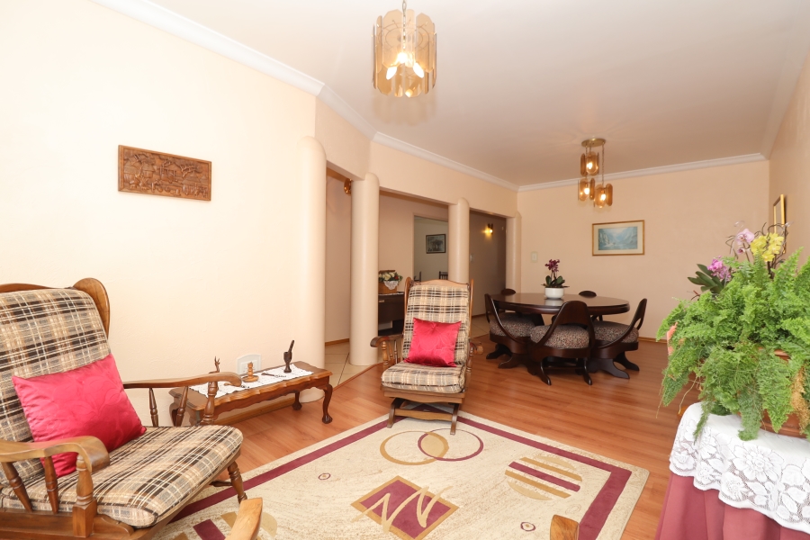 5 Bedroom Property for Sale in Noordkruin Gauteng