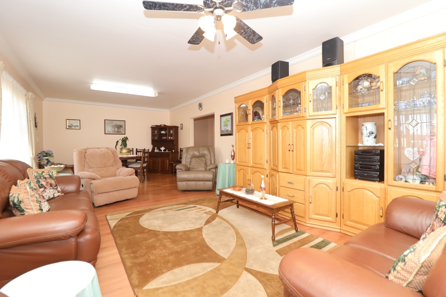 5 Bedroom Property for Sale in Noordkruin Gauteng