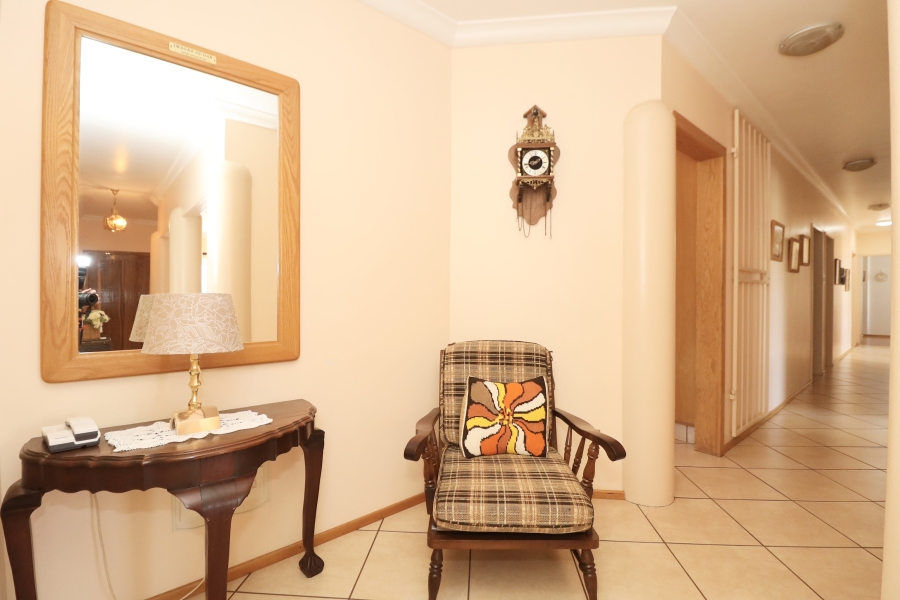 5 Bedroom Property for Sale in Noordkruin Gauteng