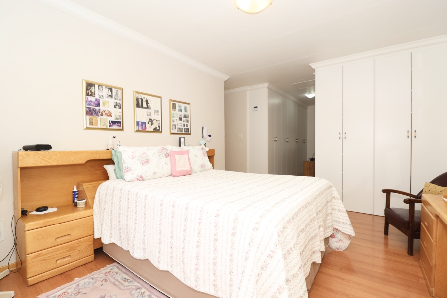 5 Bedroom Property for Sale in Noordkruin Gauteng