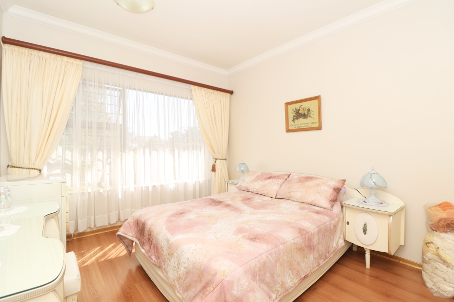 5 Bedroom Property for Sale in Noordkruin Gauteng