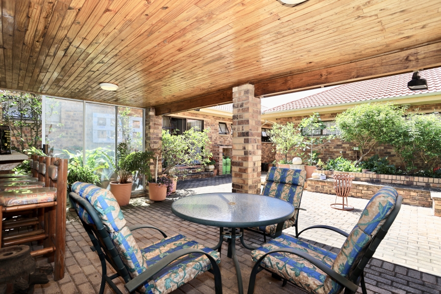 5 Bedroom Property for Sale in Noordkruin Gauteng