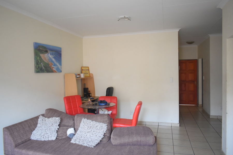 2 Bedroom Property for Sale in Grand Central Gauteng