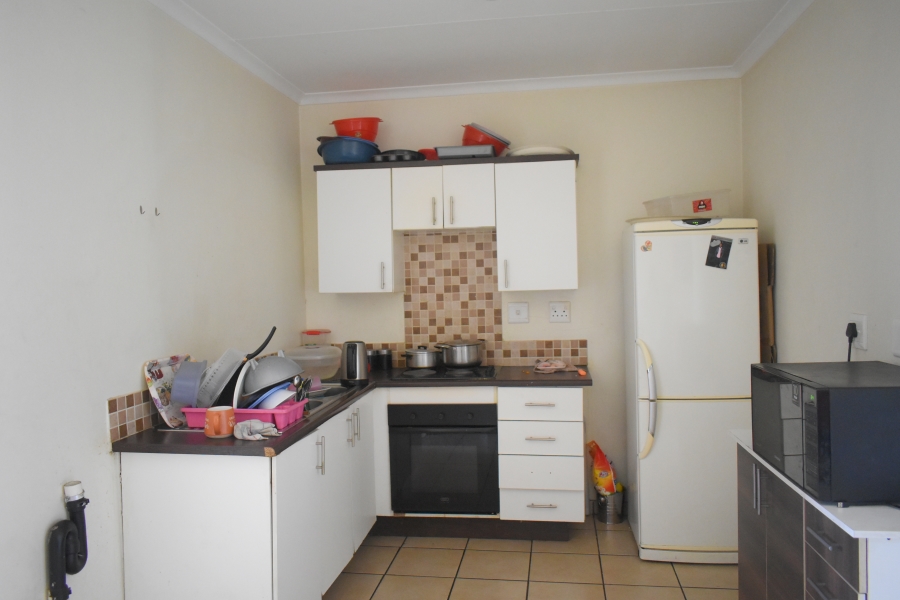 2 Bedroom Property for Sale in Grand Central Gauteng