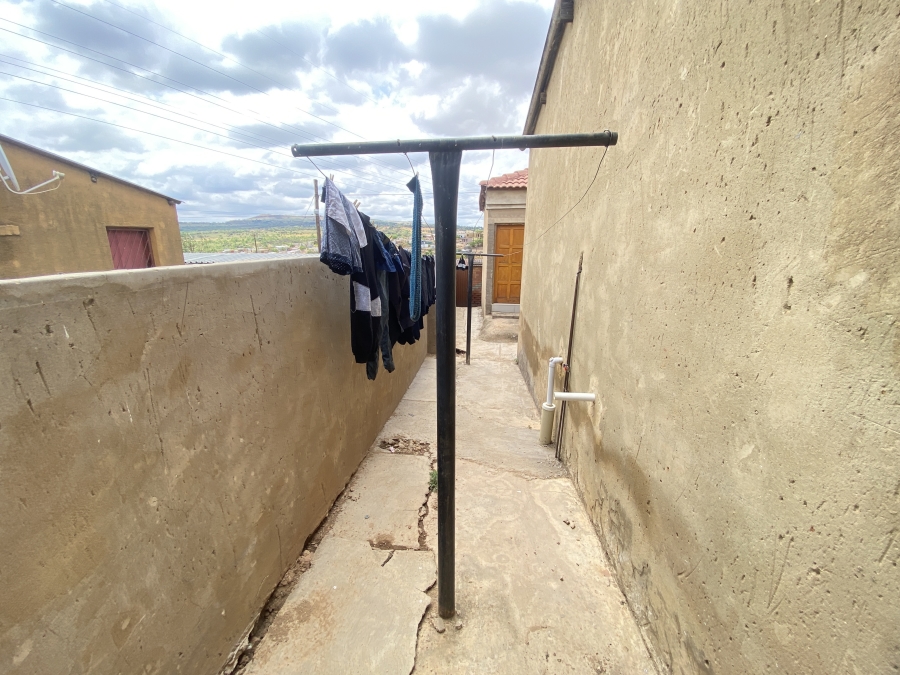 7 Bedroom Property for Sale in Atteridgeville Gauteng