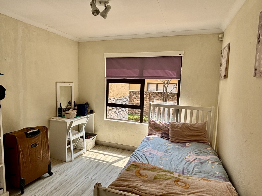 To Let 3 Bedroom Property for Rent in Barbeque Downs Gauteng