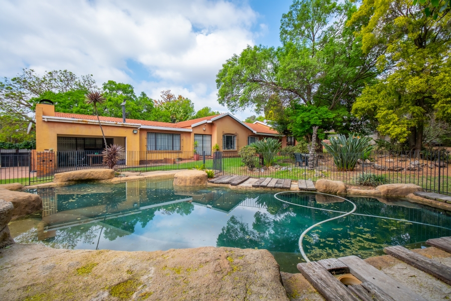 4 Bedroom Property for Sale in Ferndale Gauteng
