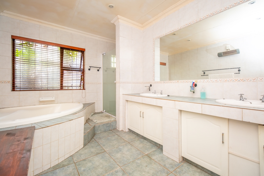 4 Bedroom Property for Sale in Ferndale Gauteng