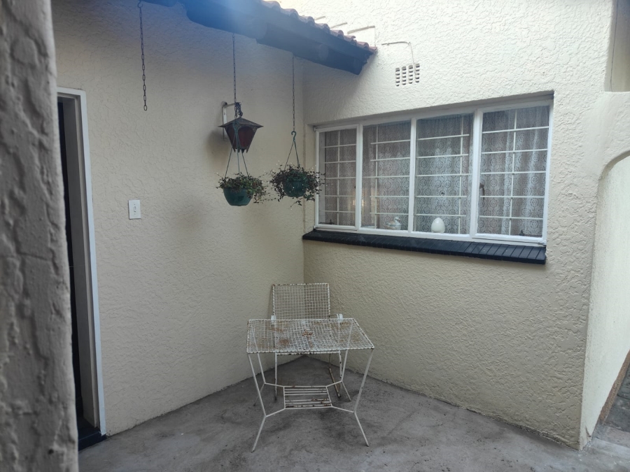 To Let 1 Bedroom Property for Rent in Three Rivers Gauteng