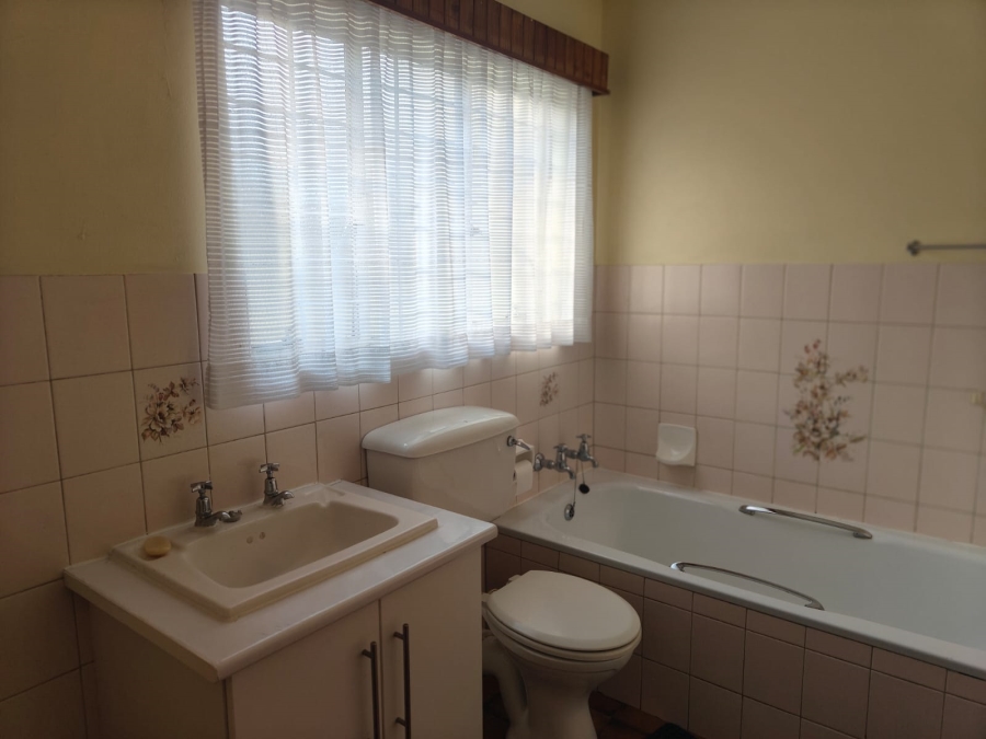 To Let 1 Bedroom Property for Rent in Three Rivers Gauteng