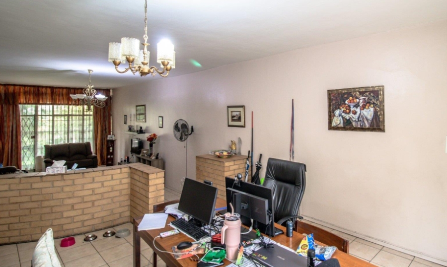 3 Bedroom Property for Sale in Bramley Park Gauteng