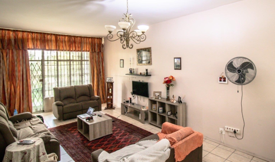 3 Bedroom Property for Sale in Bramley Park Gauteng